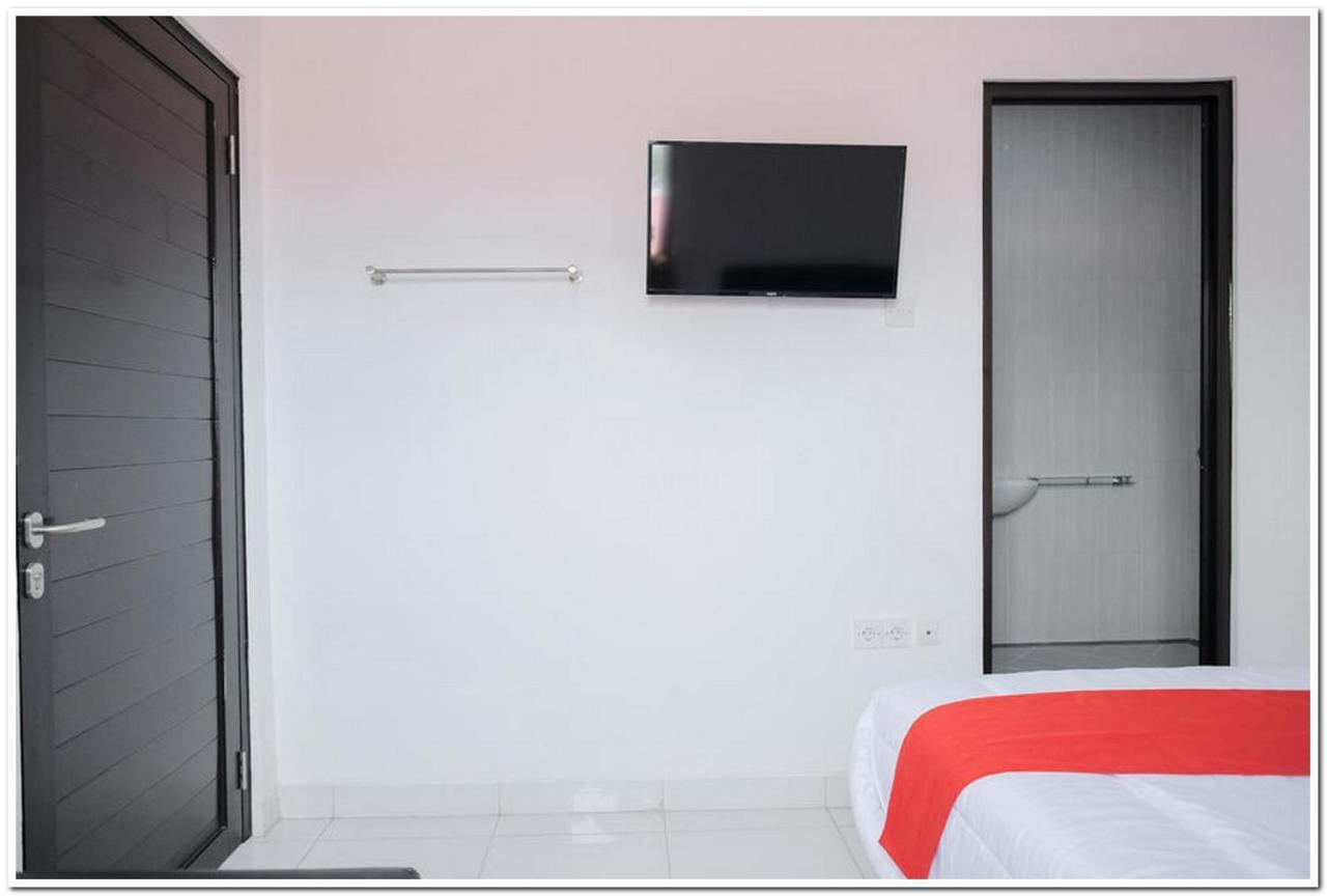 Reddoorz Near Kota Tua 2 Hotell Jakarta Exteriör bild