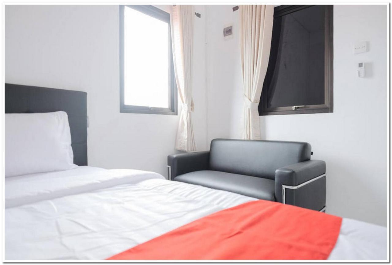 Reddoorz Near Kota Tua 2 Hotell Jakarta Exteriör bild