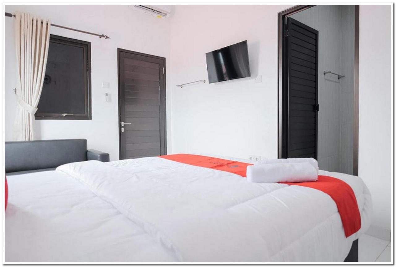 Reddoorz Near Kota Tua 2 Hotell Jakarta Exteriör bild
