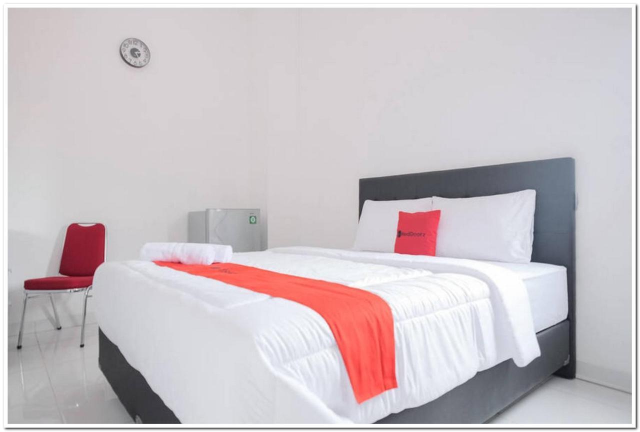 Reddoorz Near Kota Tua 2 Hotell Jakarta Exteriör bild